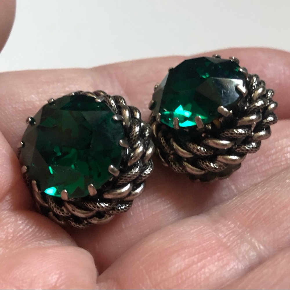 Vtg Western Germany green prong-set glass coil clip earrings